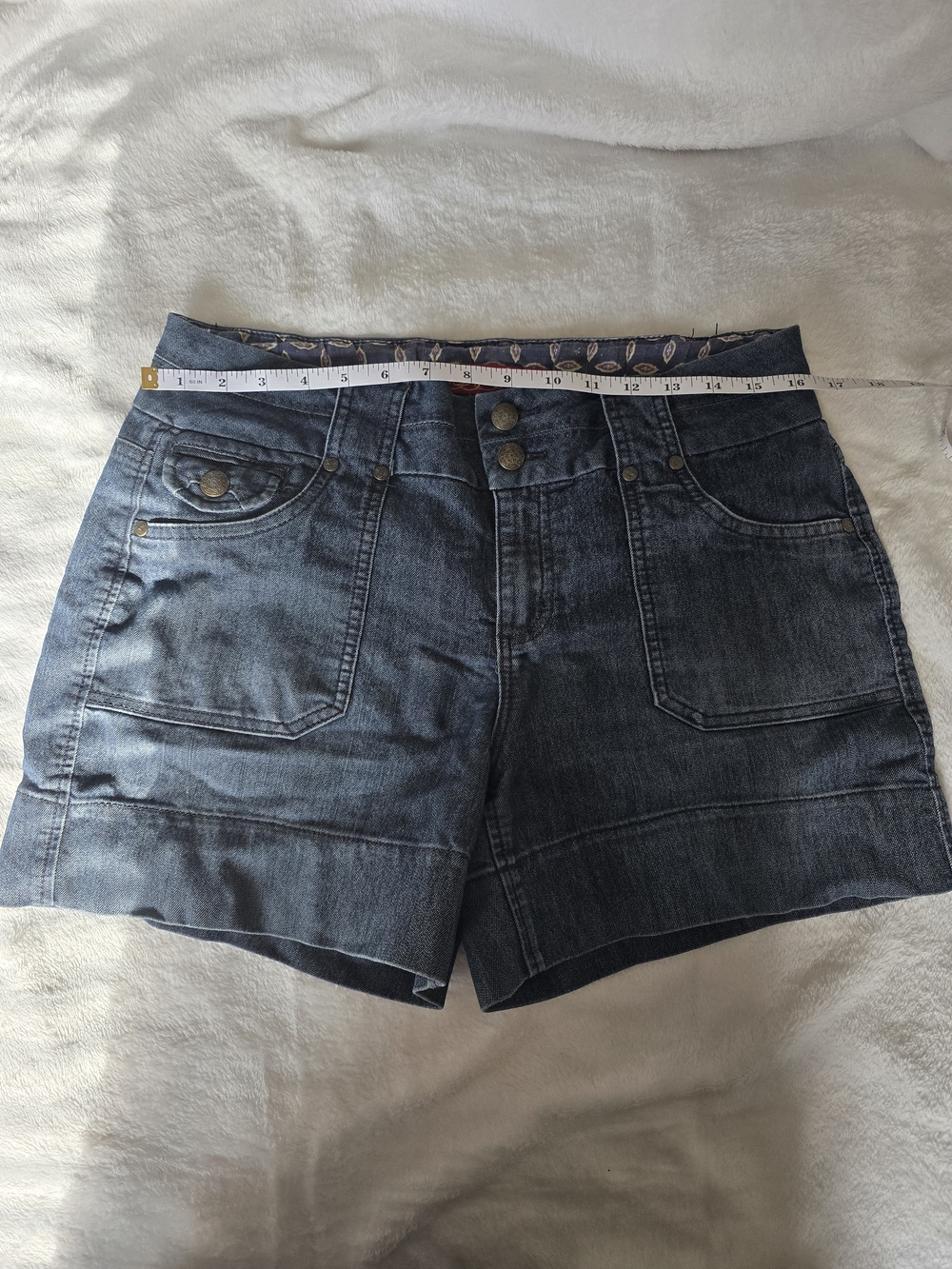 ​One 5 One Y2K Dark Wash Denim Cargo Utility Shorts Size 10 - Picture 4 of 6